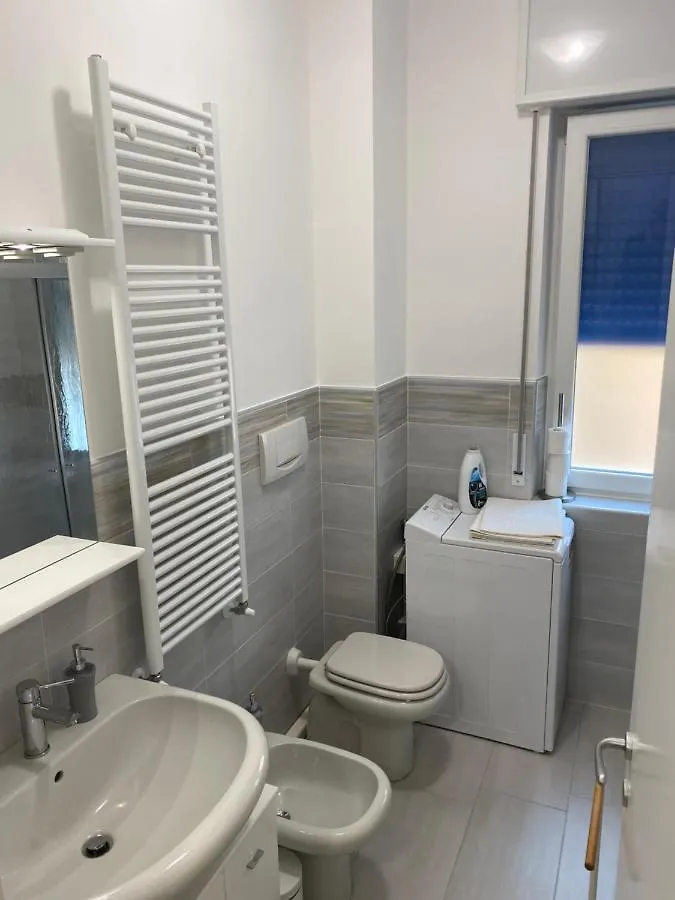 Stadio 1 - Appartamenti Monolocali Con Bagno Privato 베로나 0*,  이탈리아