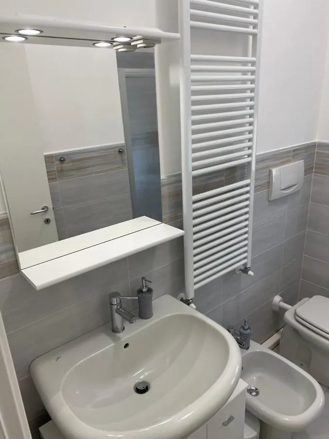 아파트 Stadio 1 - Appartamenti Monolocali Con Bagno Privato 베로나