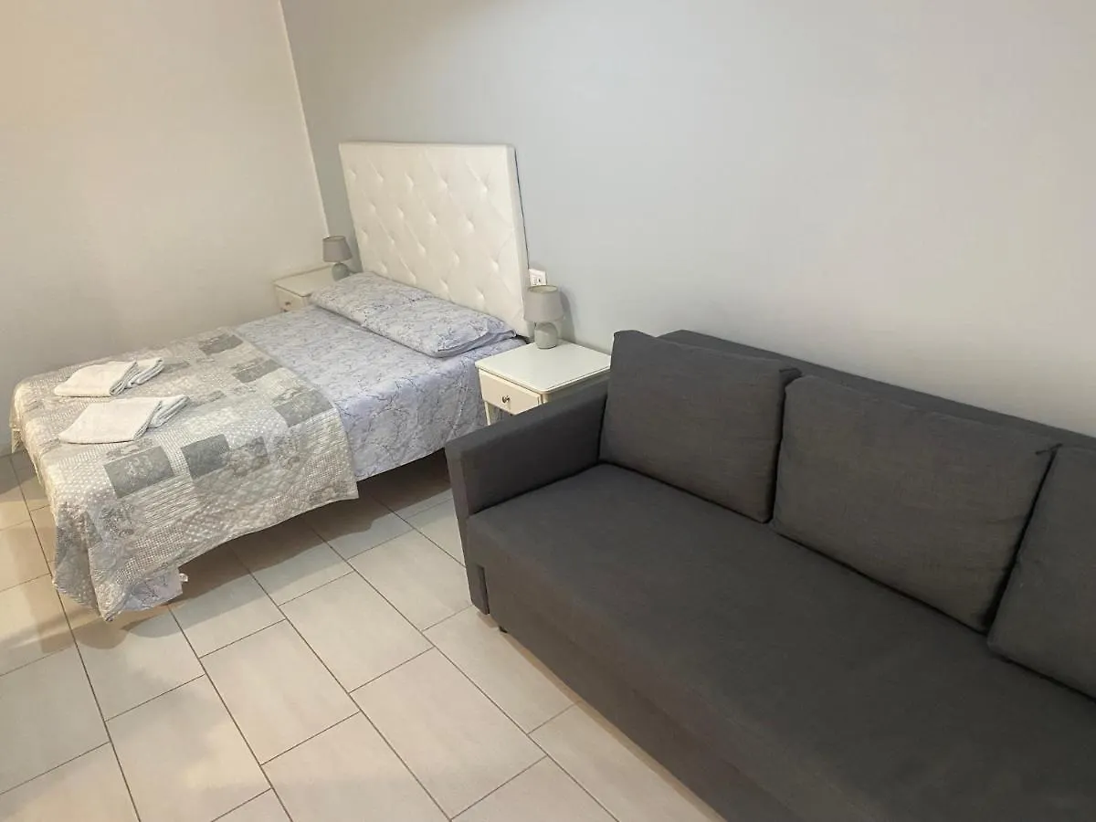 아파트 Stadio 1 - Appartamenti Monolocali Con Bagno Privato 베로나